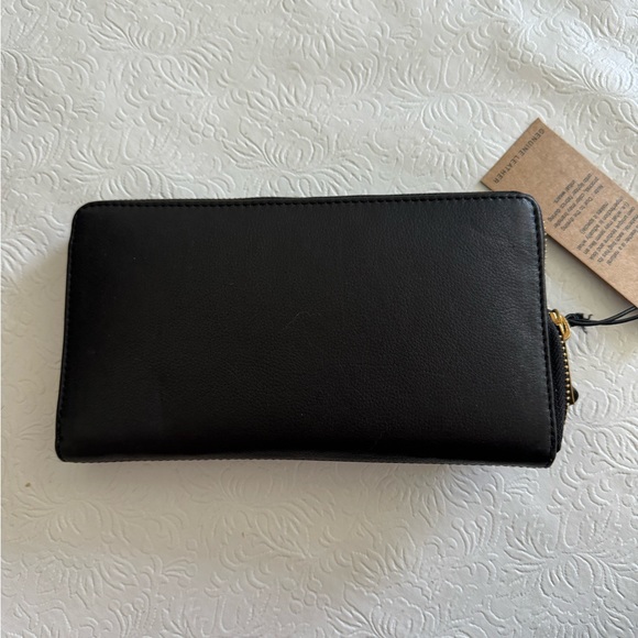 Gabby Wristlet Zip Around Wallet - Picture 5 of 7